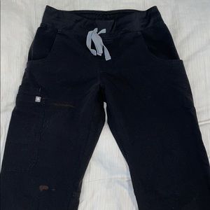 Figs women’s black scrub pants